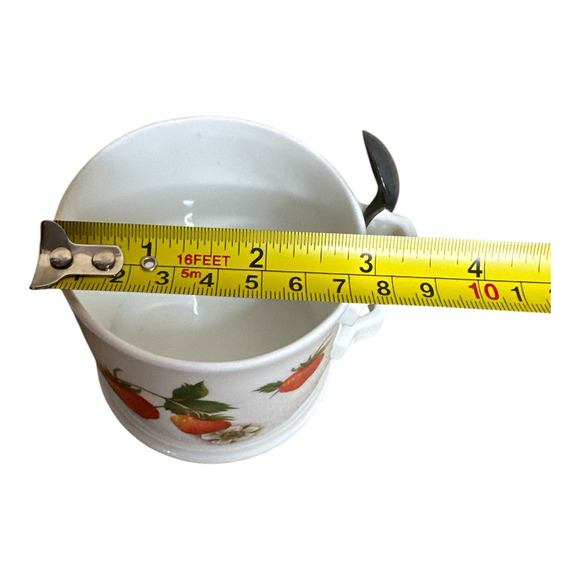 Vintage Serving Bone China Strawberry Lane Jam Jelly Server from MANN 1981 - Picture 6 of 7